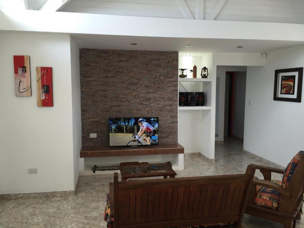 Casa Patagonica Los Frutales El Calafate Ngoại thất bức ảnh